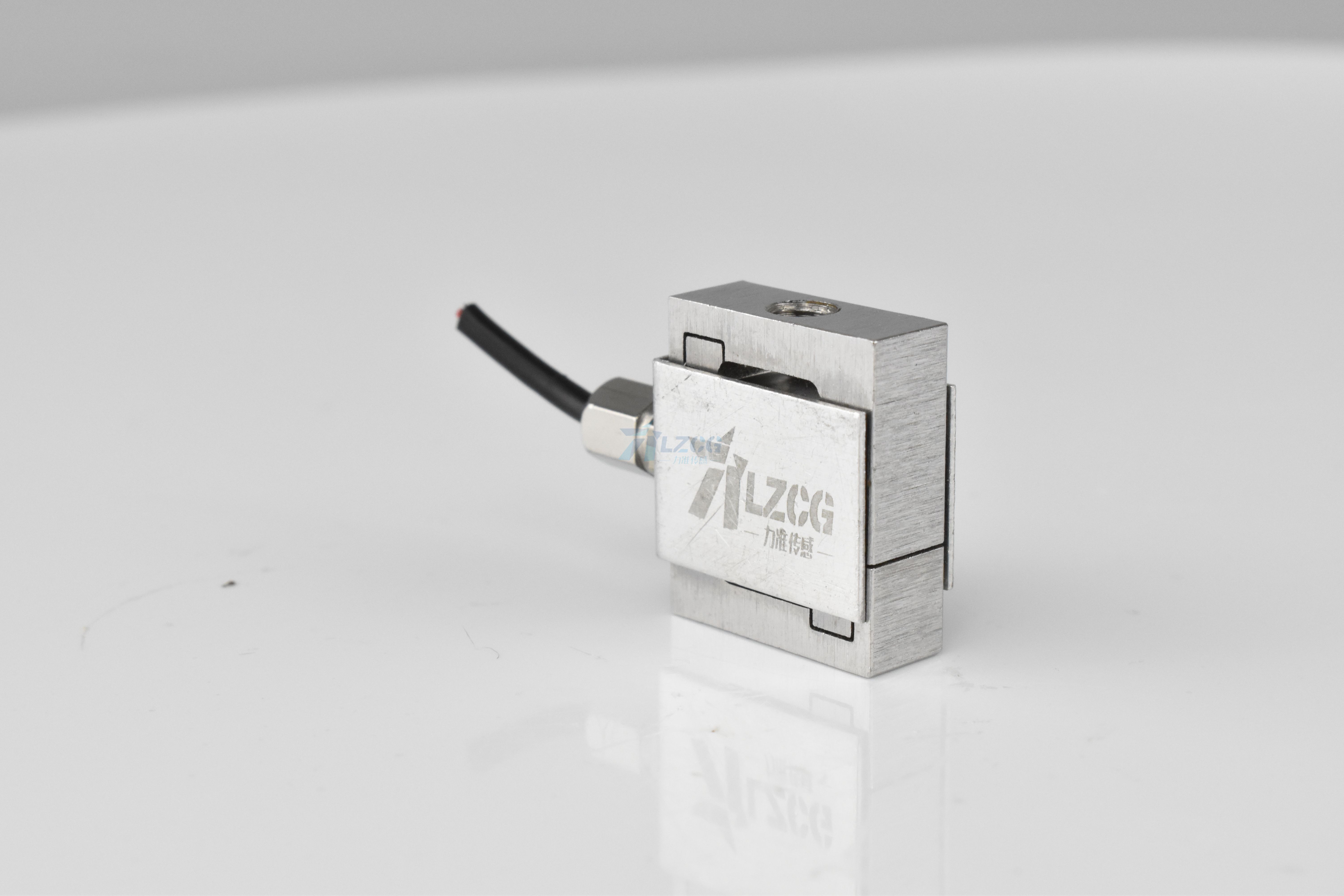 應(yīng)變稱(chēng)重傳感器將其負(fù)載轉(zhuǎn)換為電信號(hào)(圖1) DSC_0545.JPG